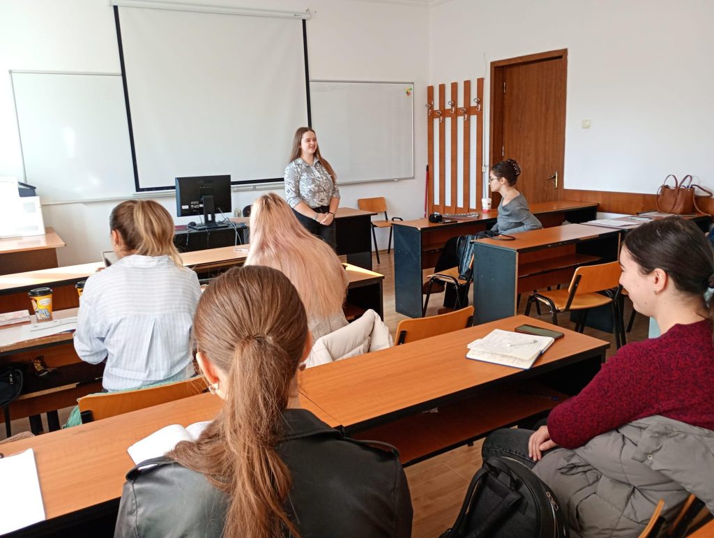 Activitatea 6 &mdash; Studenţi UBc